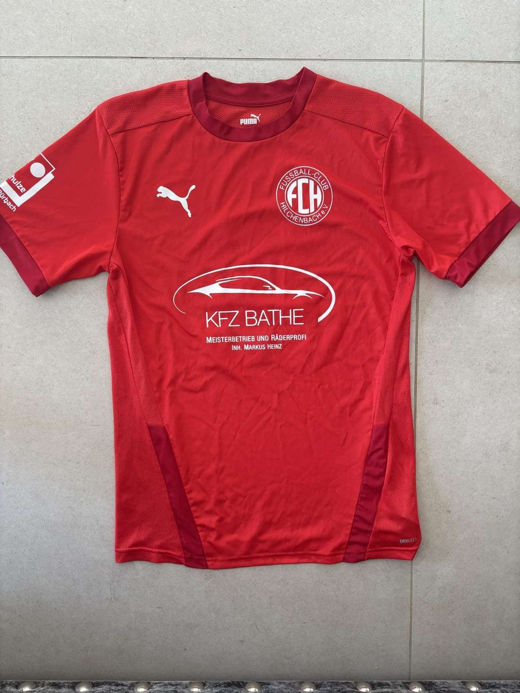 2022/23 FC Hilchenbach home shirt, front, Puma with KFZ Bathe sponsor