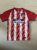 2017/18 Atlético Madrid home shirt, front, Nike with Plus500 sponsor
