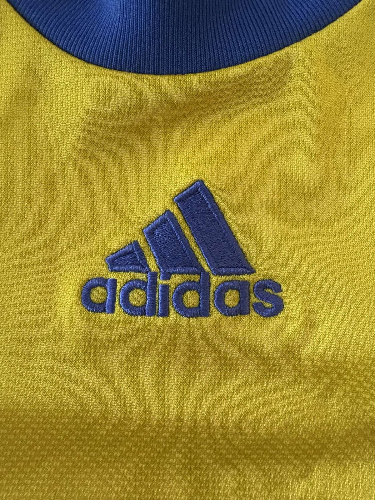 adidas branding on the 2008/09 Chelsea third shirt