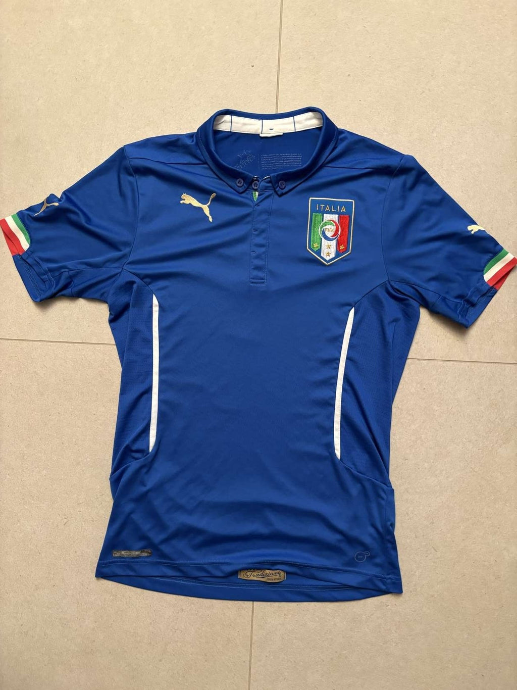 2014 Italy home shirt in blue, front, Puma