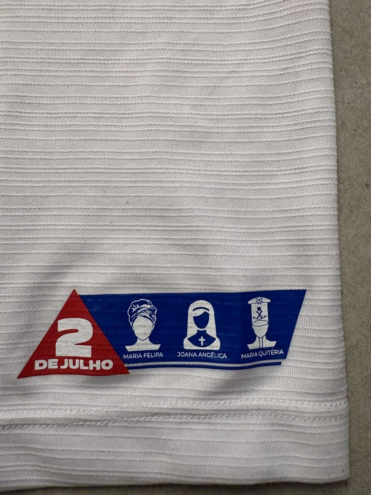 2 July Bahia Independence emblem on the 2022 Esporte Clube Bahia special edition shirt