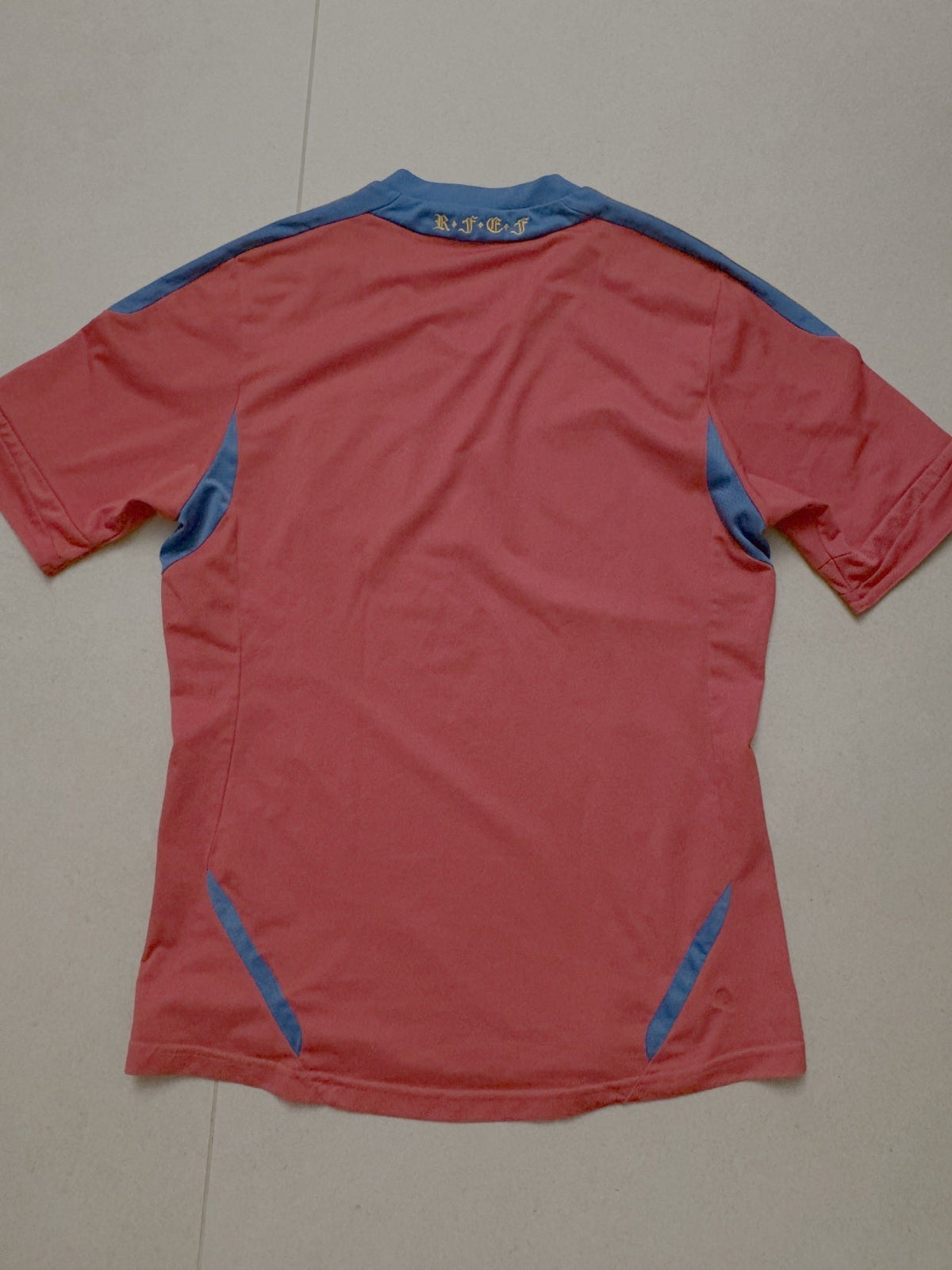 2010/11 Spain home shirt, back