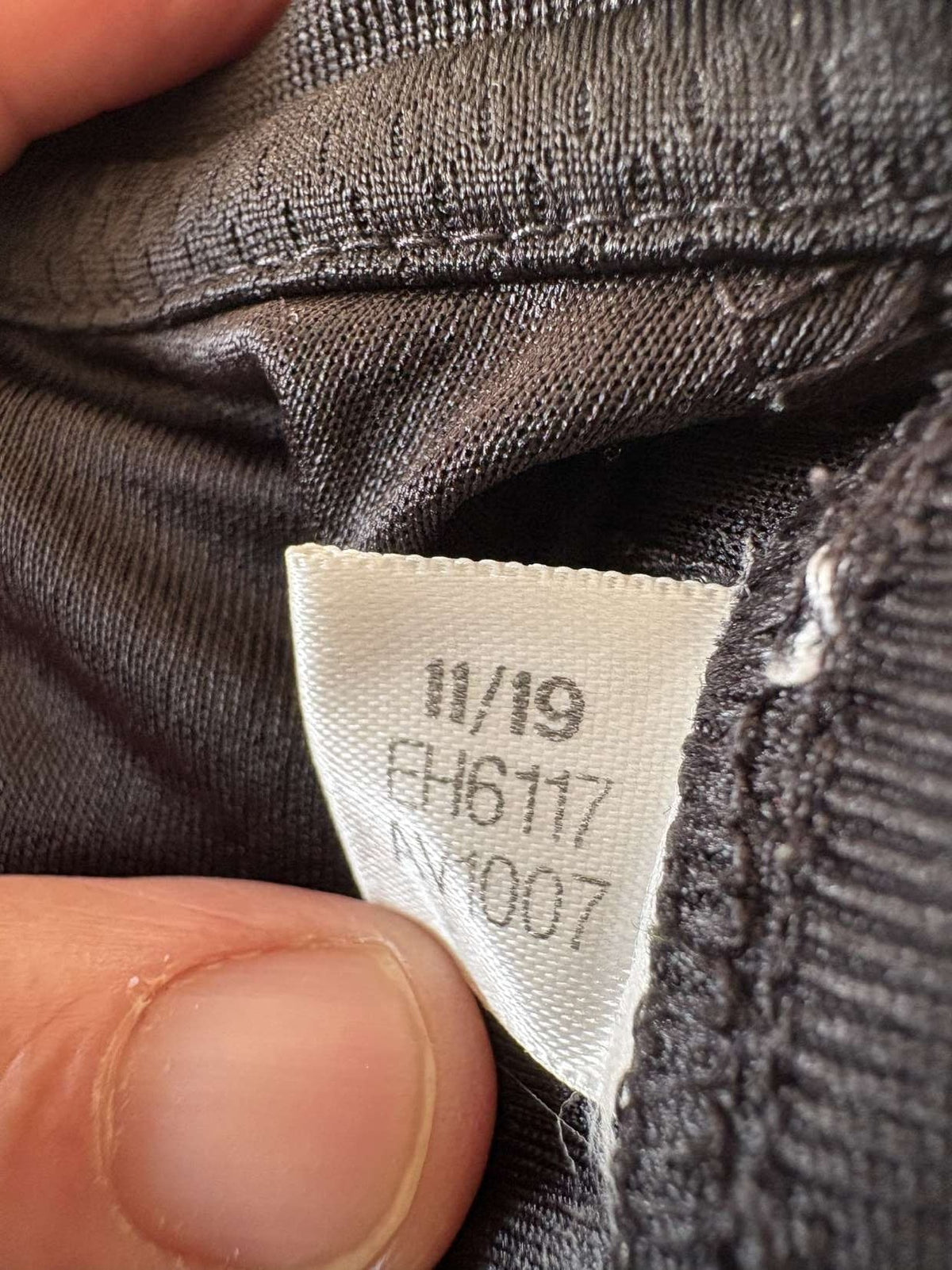 Inner label showing adidas product code EH6117
