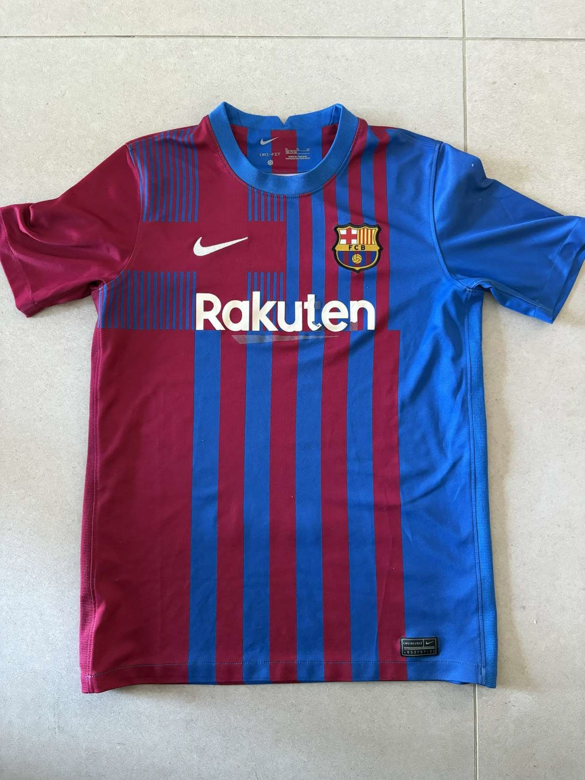 2021/22 Barcelona home shirt, front, Nike with Rakuten sponsor, boys XL
