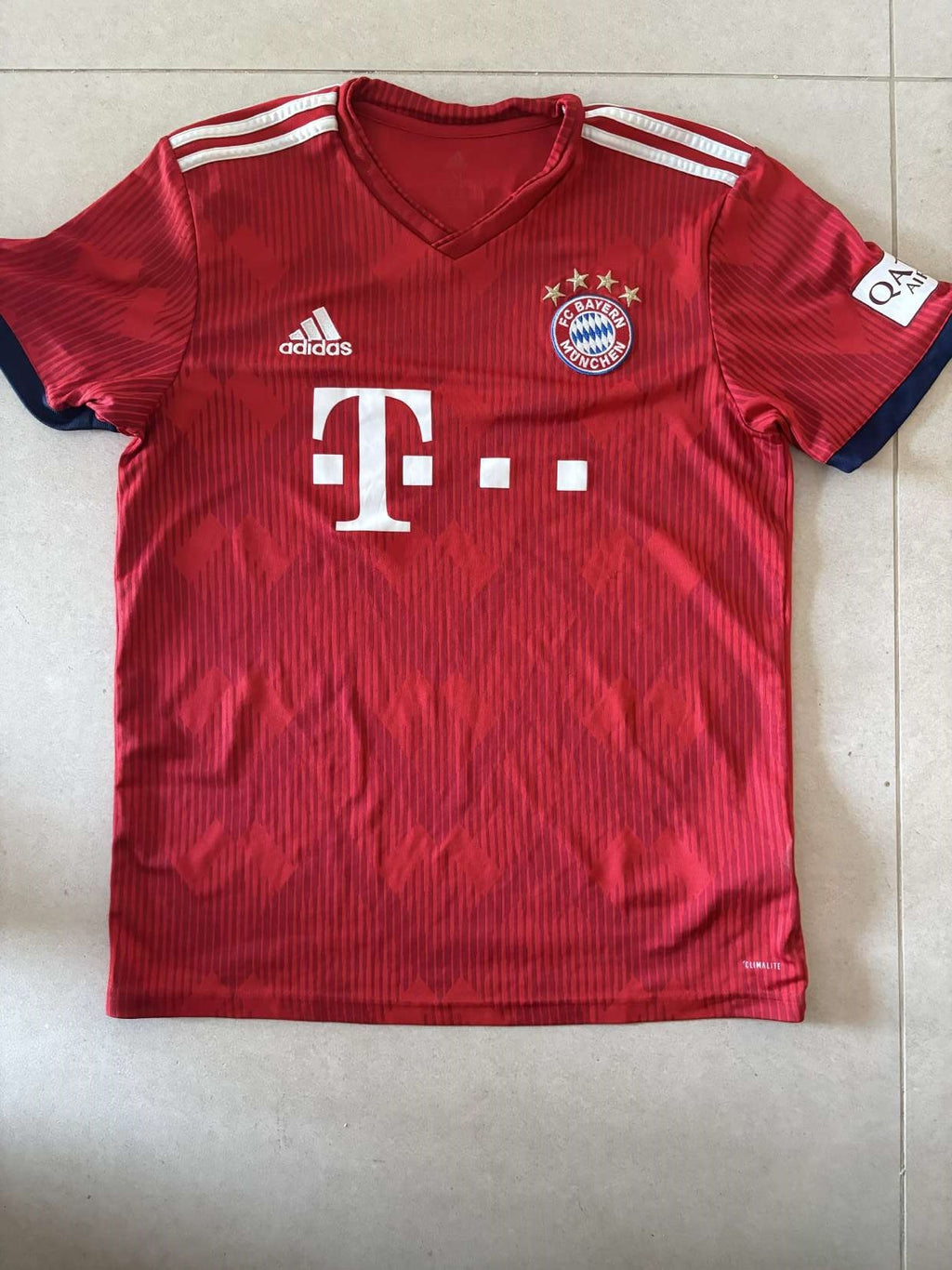 2018/19 Bayern Munich home shirt, front, adidas with T-Mobile sponsor