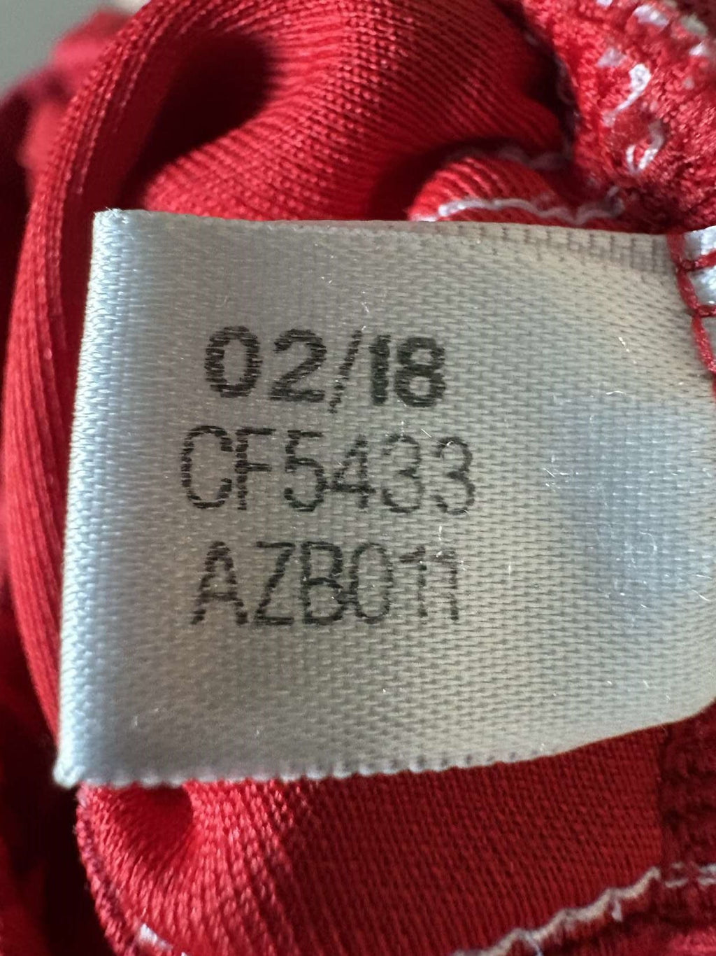 Inner label showing adidas product code CF5433