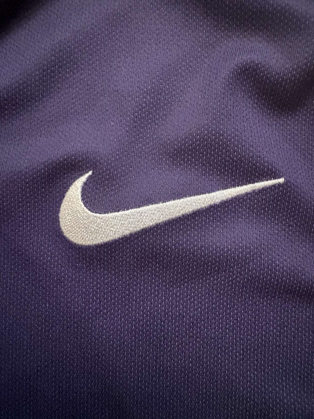 Nike branding on the 2019/20 Paris Saint-Germain home shirt