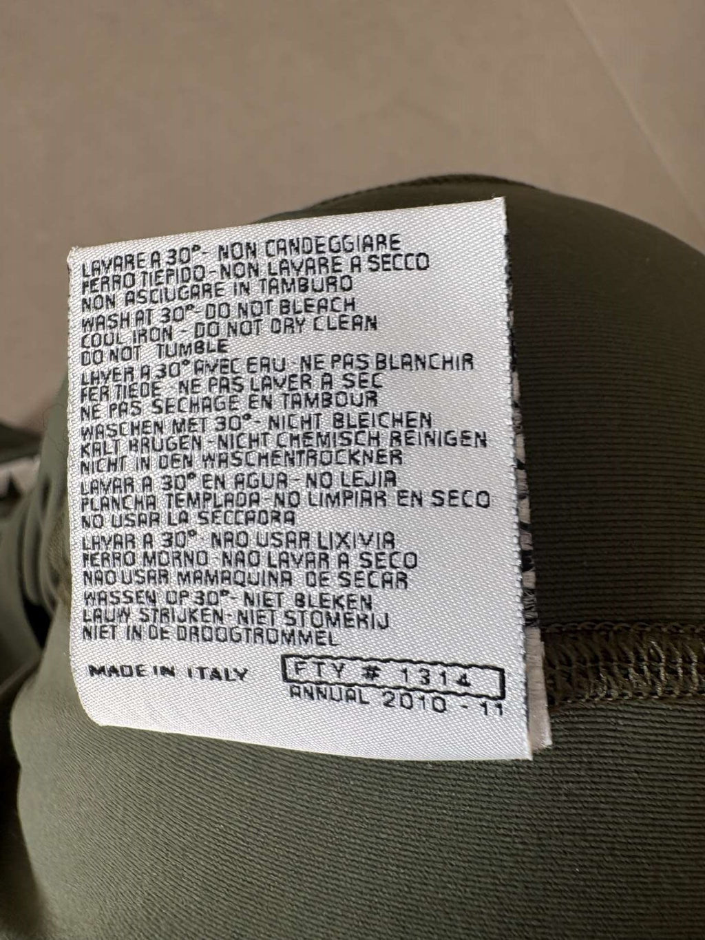 Made-in label on the 2010/11 Torino goalkeeper shirt