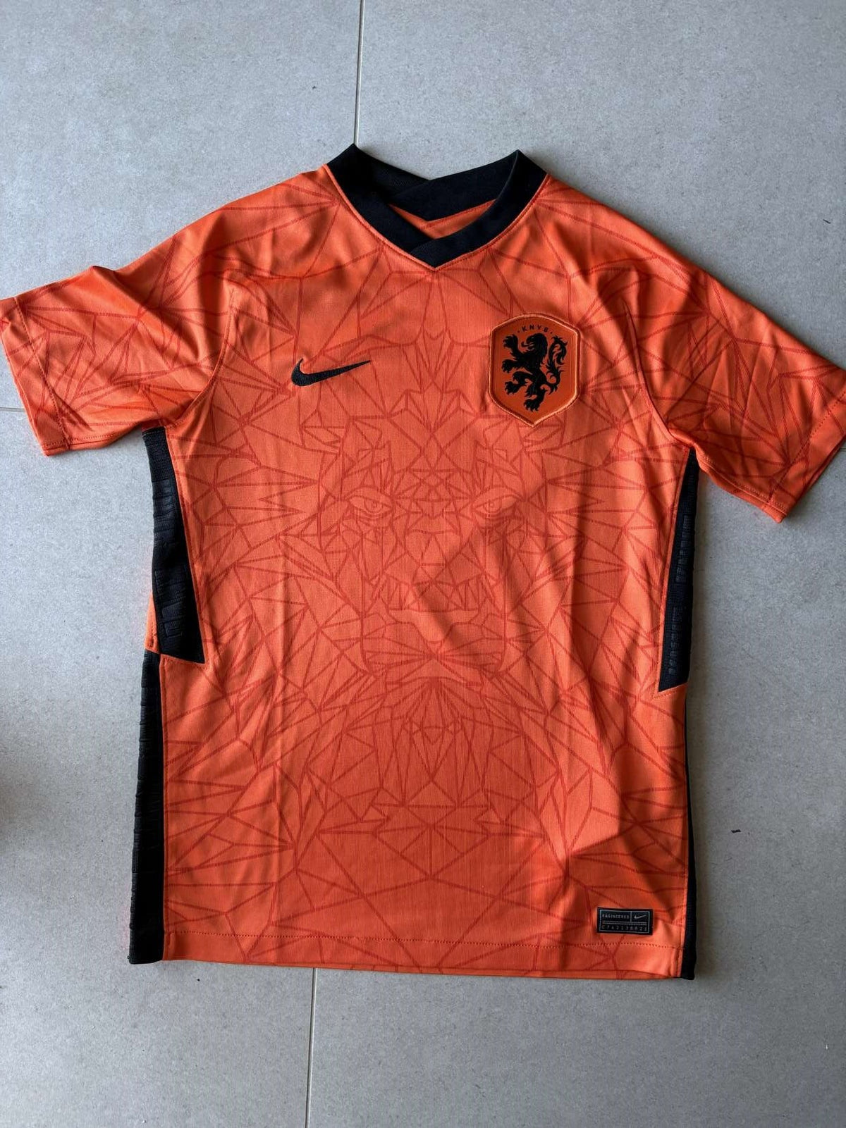 2020 Holland home shirt in orange, front, Nike
