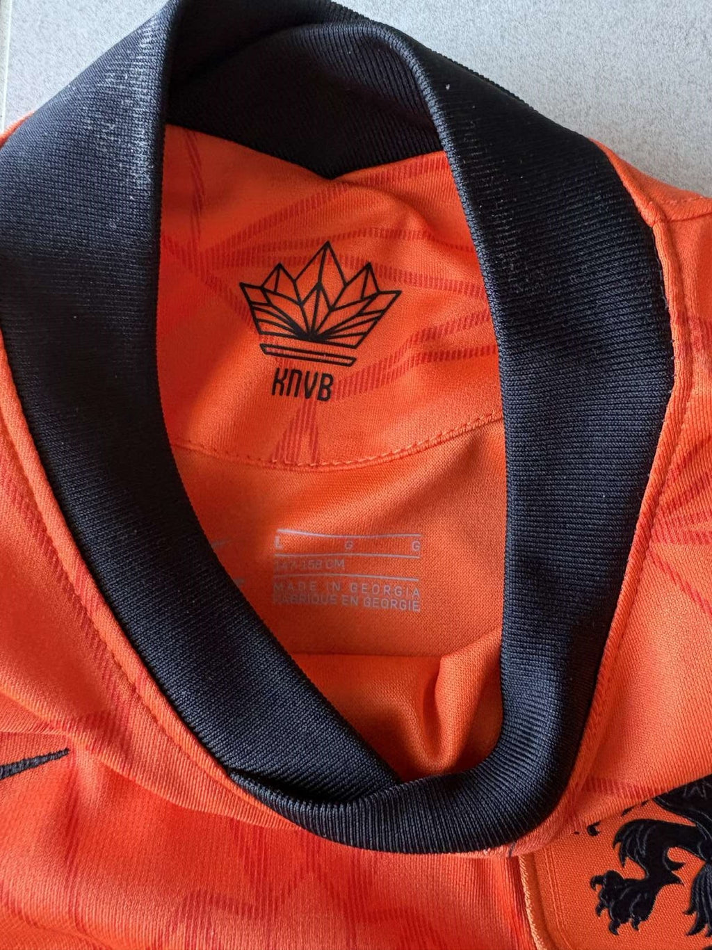 Neck detail on the 2020 Holland home shirt