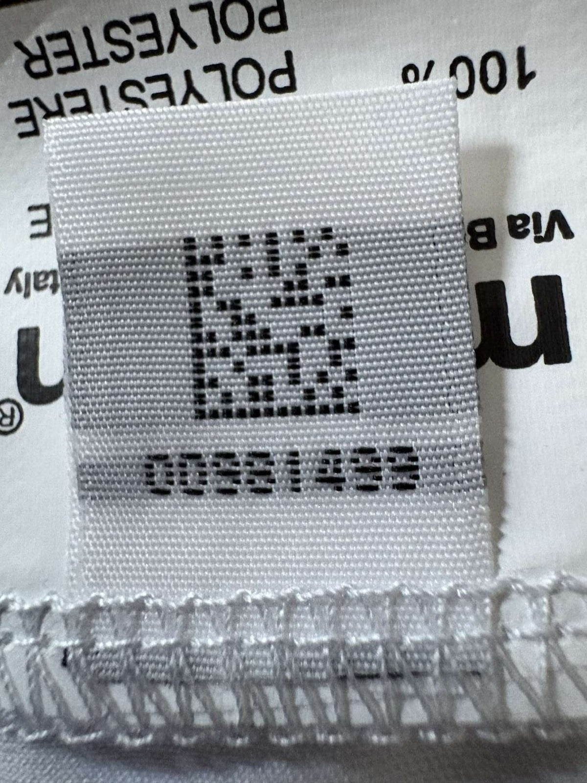 Inner label showing Macron product code L00981499