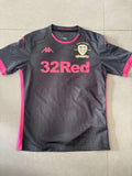 2019/20 Leeds United away shirt in grey and pink, front, Kappa with 32Red sponsor