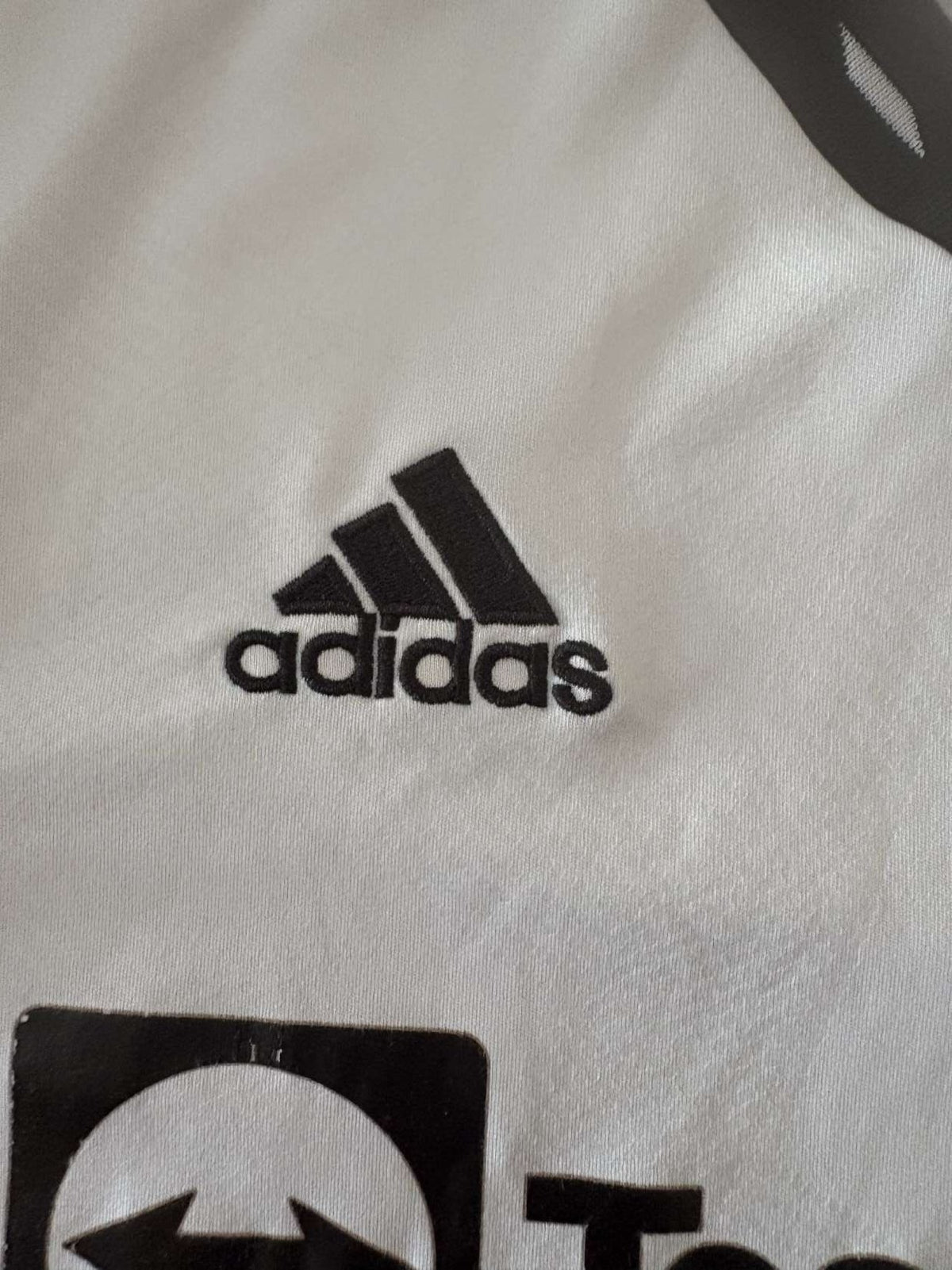 adidas branding on the 2022/23 Manchester United away shirt