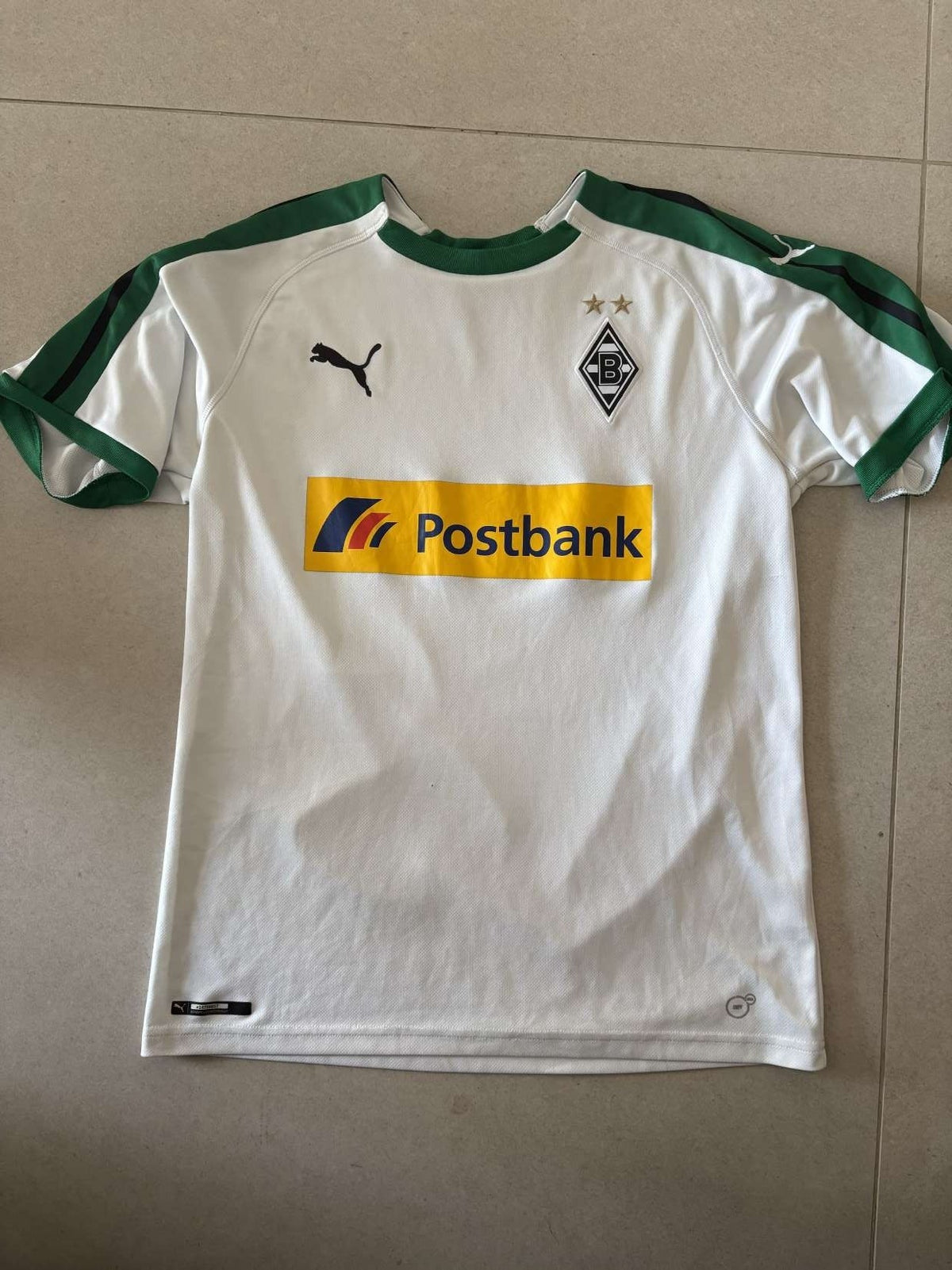 2018/19 Borussia Monchengladbach home shirt, front, Puma with Postbank sponsor