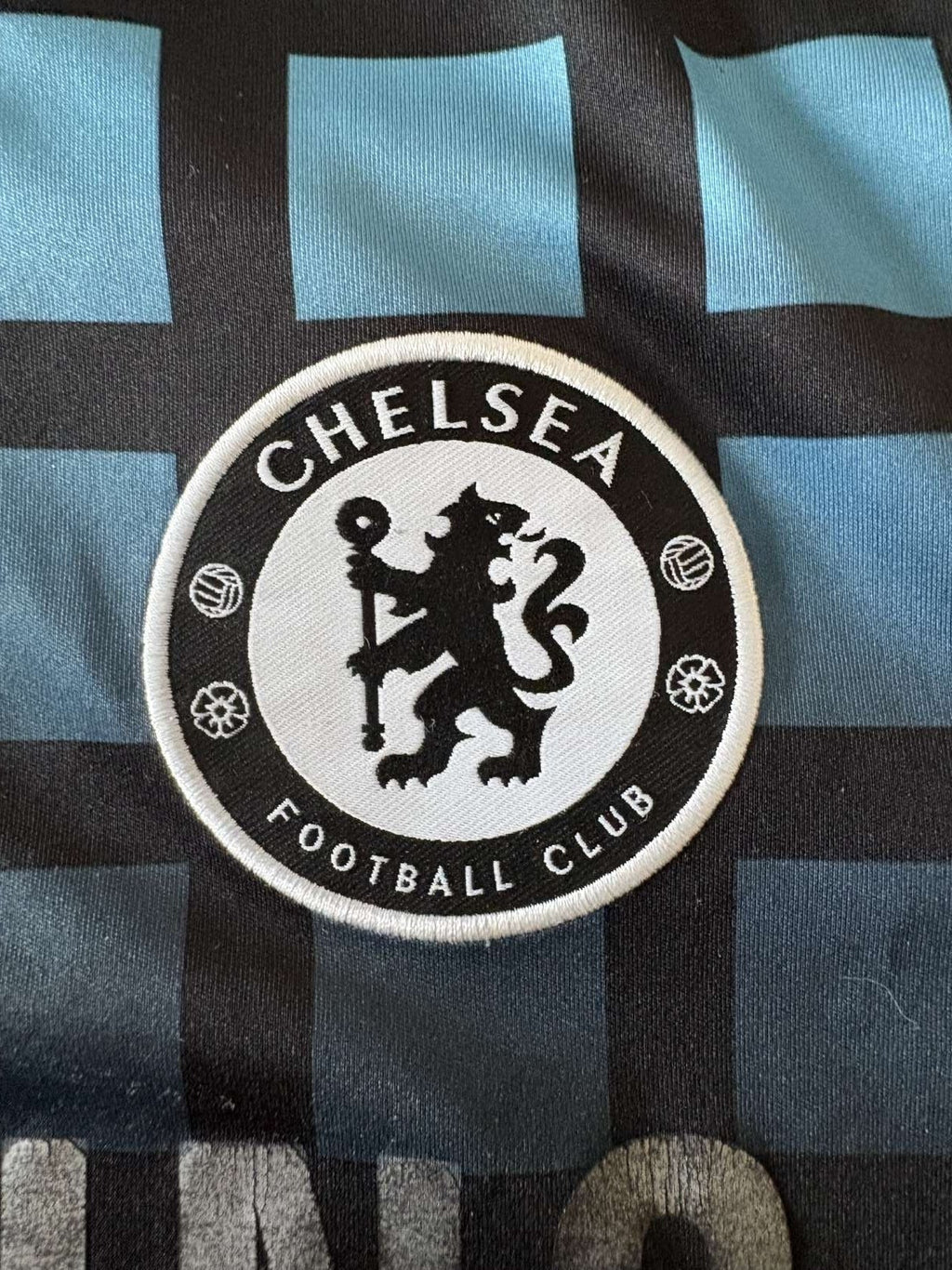 Chelsea crest on the 2011/12 away shirt