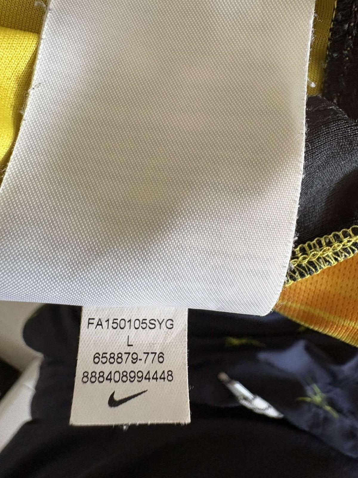Inner product label of the Manchester City goalkeeper shirt