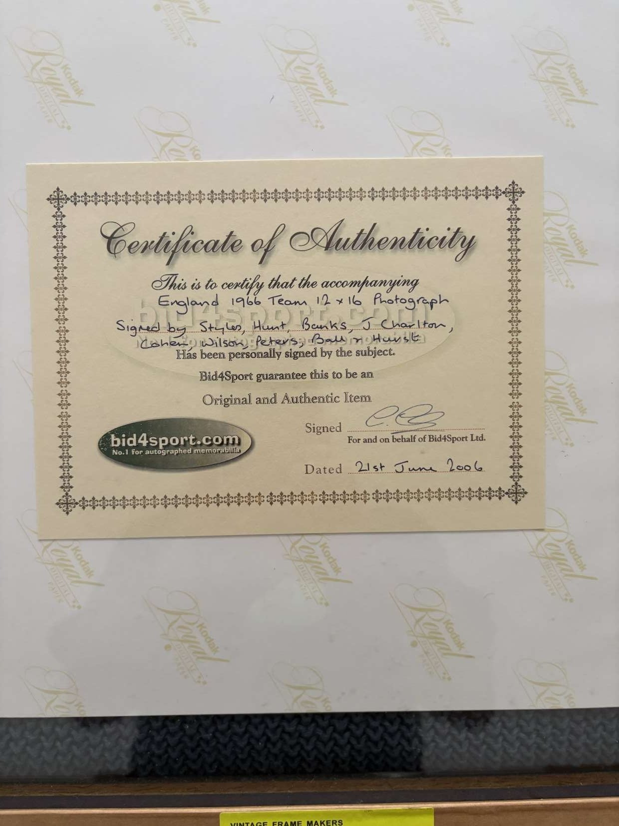 The Bid4Sport certificate of authenticity